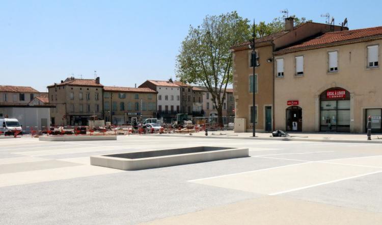 Spacieux Appartement En Plein Coeur De Castres Castres  Zewnętrze zdjęcie